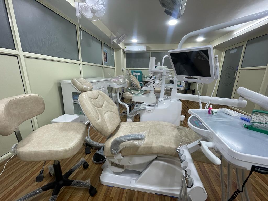 Treatment room at Dr Aishwarya's Dental Clinic, Sector 57, Gurugram